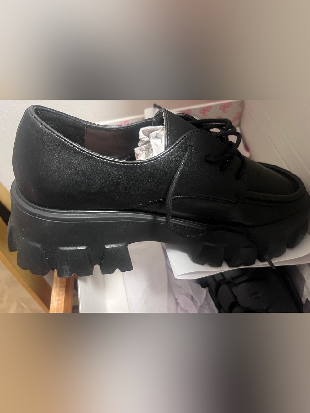 Women's Black Lace-Up Chunky Sole Dress Shoe-brand new-Montreal